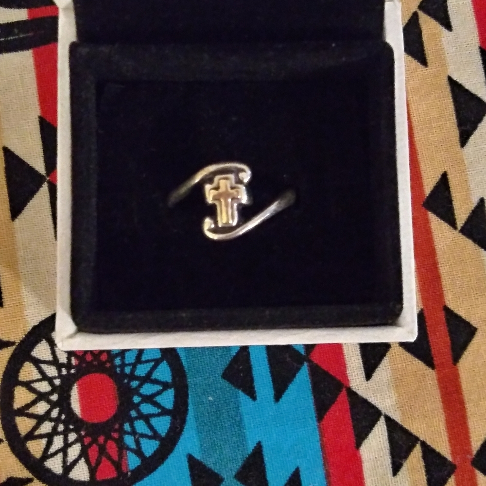 Sterling silver cross ring